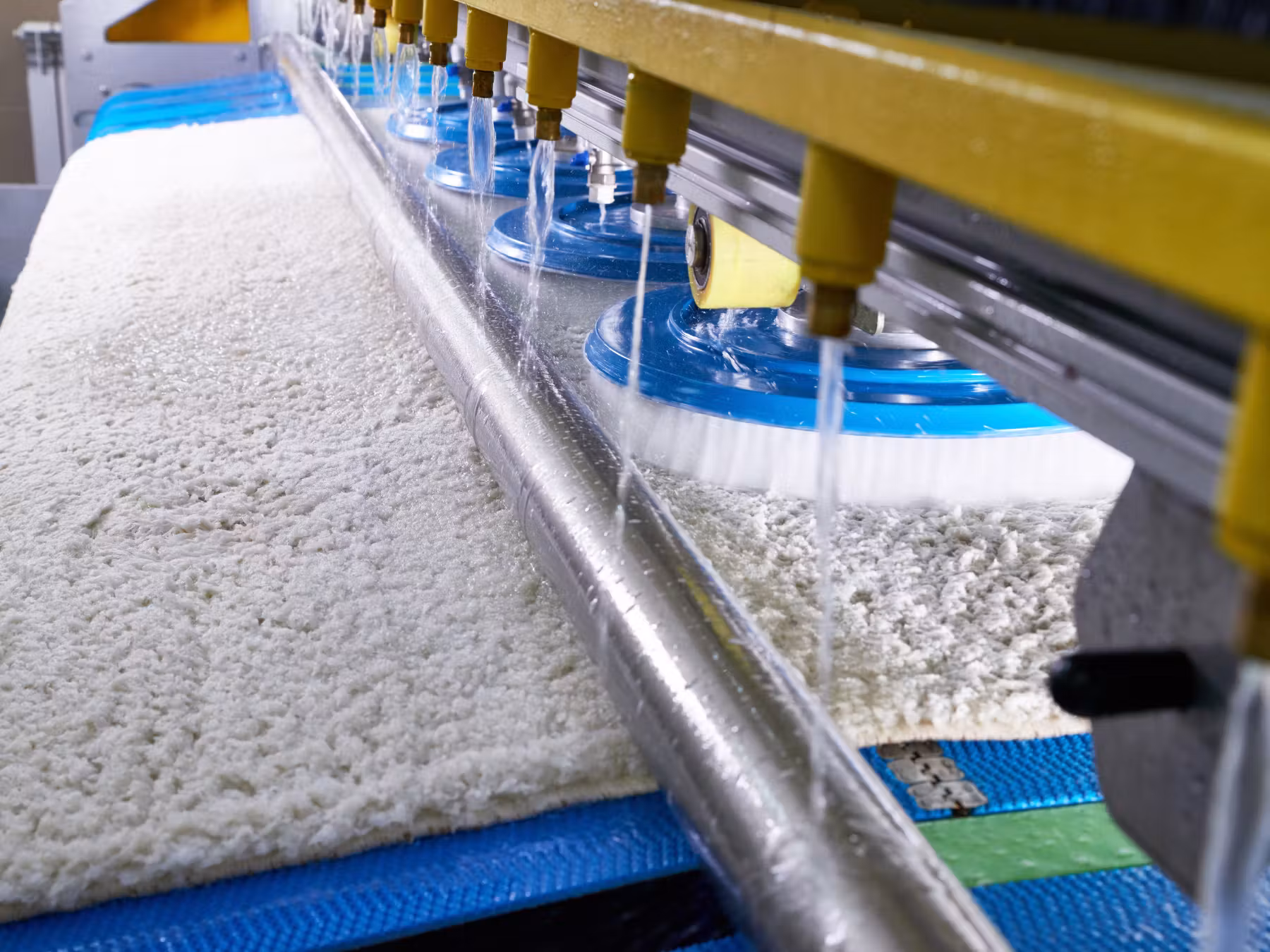 Ucuz Halı Yıkamanın Gizli Maliyeti